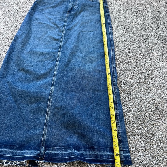 Zara Medium Wash Denim Front Zip Back Slit Maxi Shirt Front & Back Pocket Size M - Picture 4 of 10